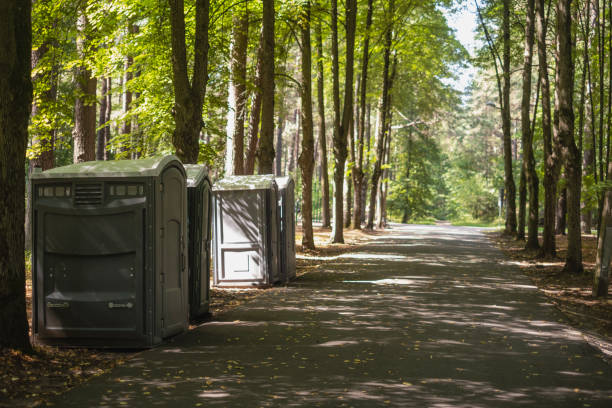 Best Portable restroom trailer rental  in Grand Prairie, TX
